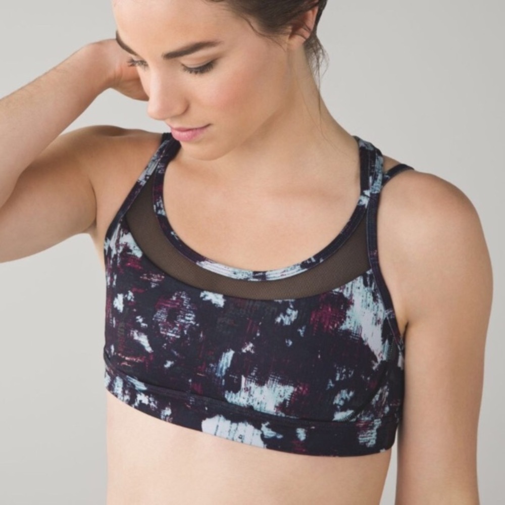 lululemon sports bra